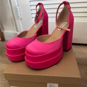 Steve Madden Pink Platform Heels